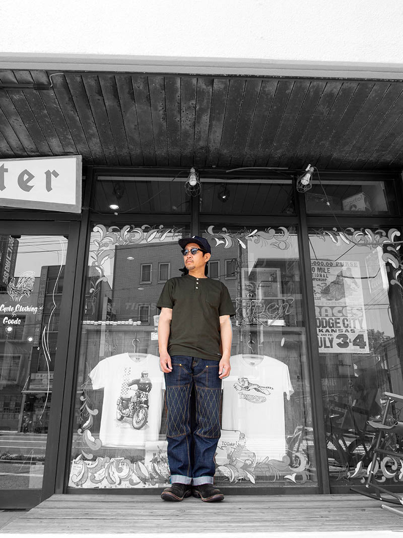 1606 W Knee Standard Dirt Denim