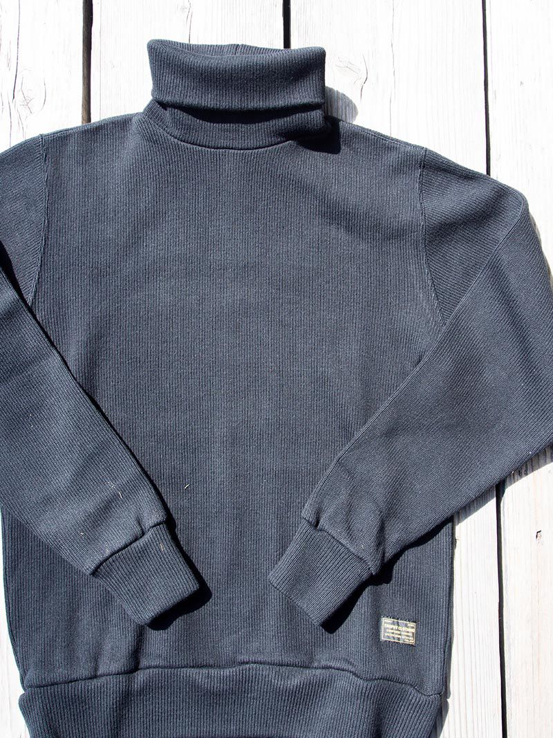 Naval High-Neck L/S Tee -Black-