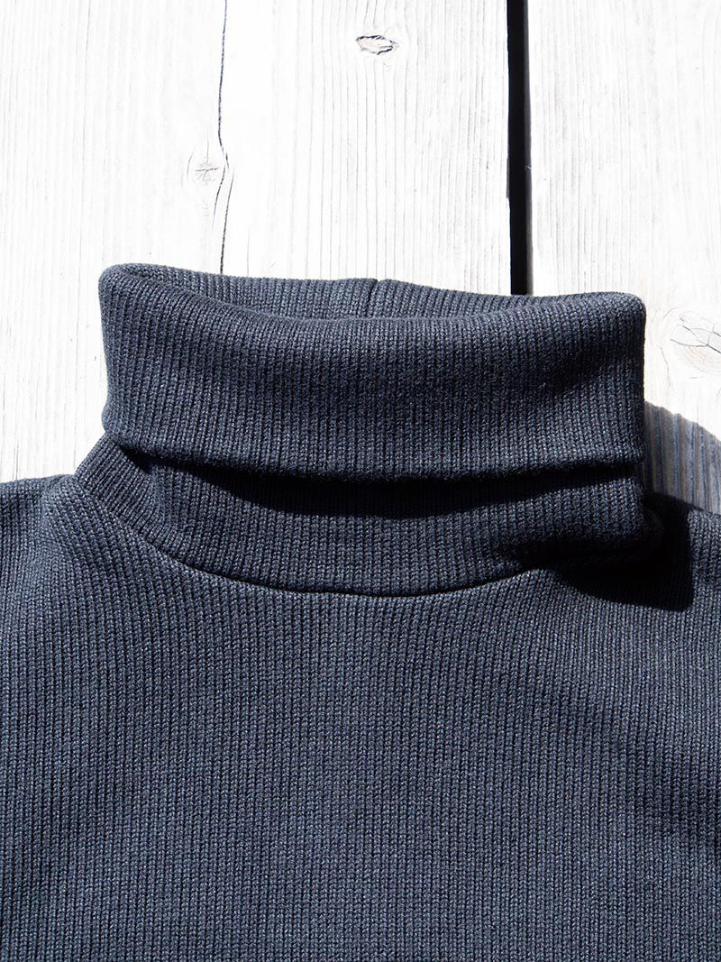 Naval High-Neck L/S Tee -Black-