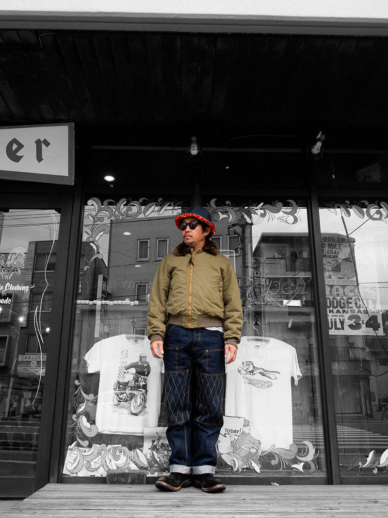 1606 W Knee Standard Dirt Denim