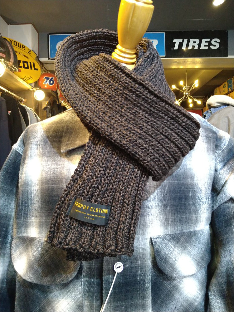 Low Gauge Knit Muff