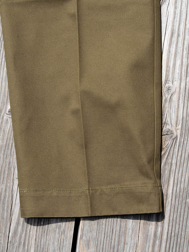 2 Pleats Slacks