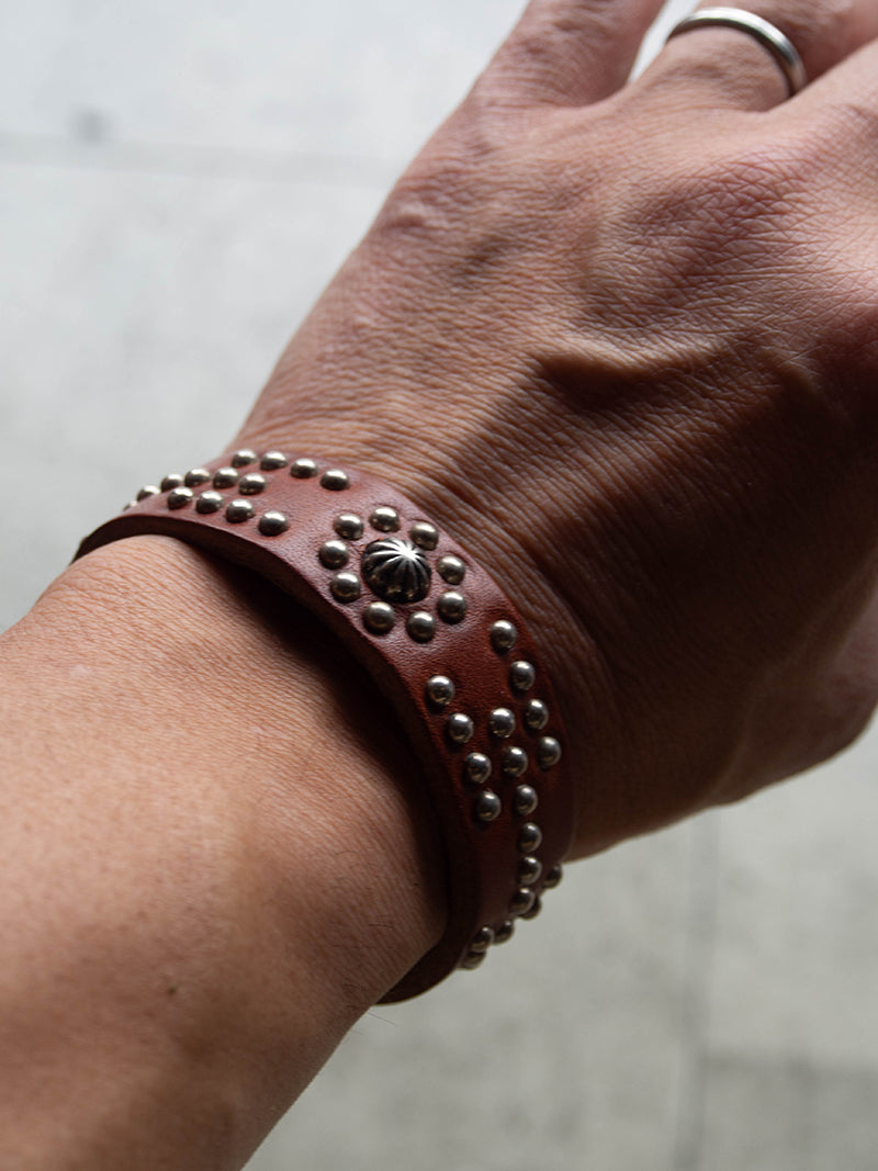 HTC STUDS BRACELET -BORN& ARROW UMBRELLA-