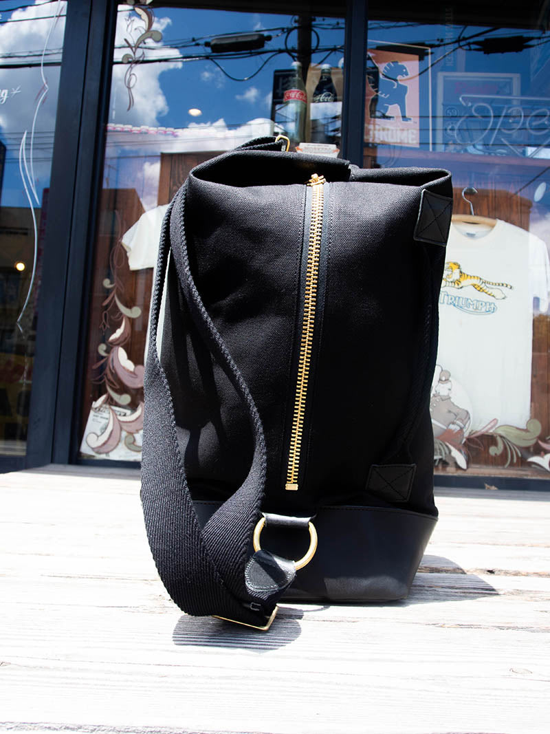 ROUND TRIP BAG