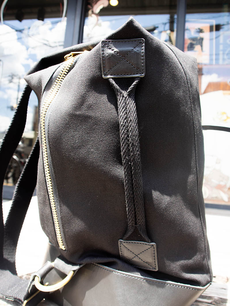 ROUND TRIP BAG