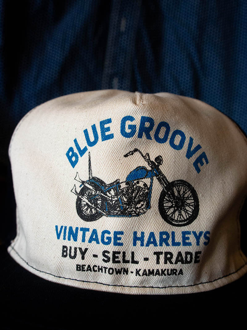 THE AMPAL CREATIVE -Blue Groove-
