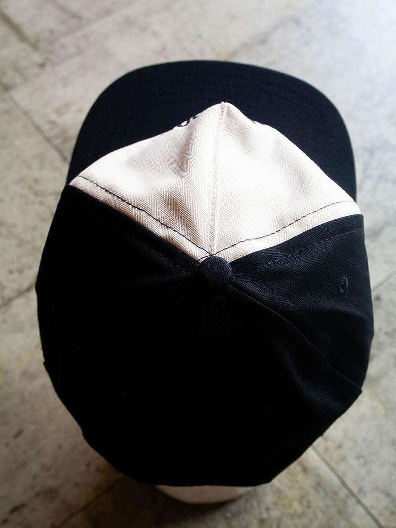 THE AMPAL CREATIVE -Blue Groove-