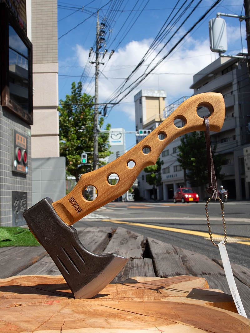 DRILLED HAND AXE Ⅱ -Hickory-