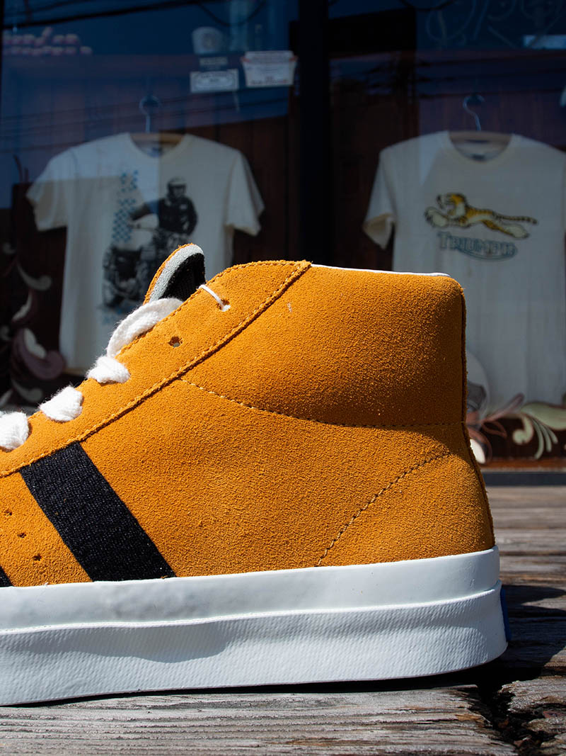 ROYAL PLUS SUEDE HI
