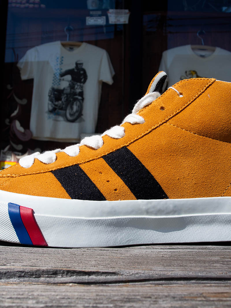 ROYAL PLUS SUEDE HI