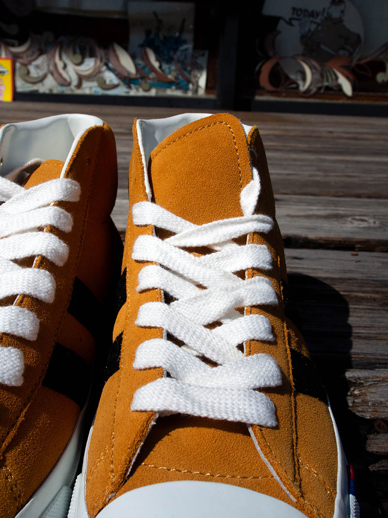 ROYAL PLUS SUEDE HI
