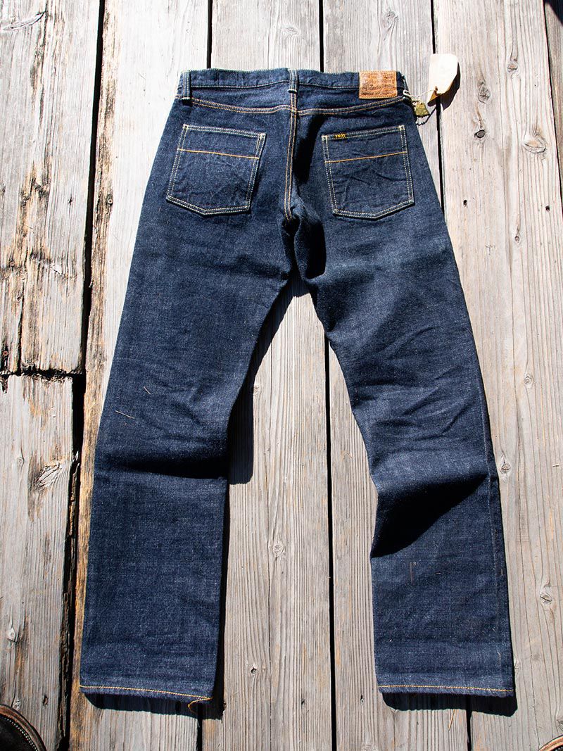 1607 NARROW DIRT DENIM