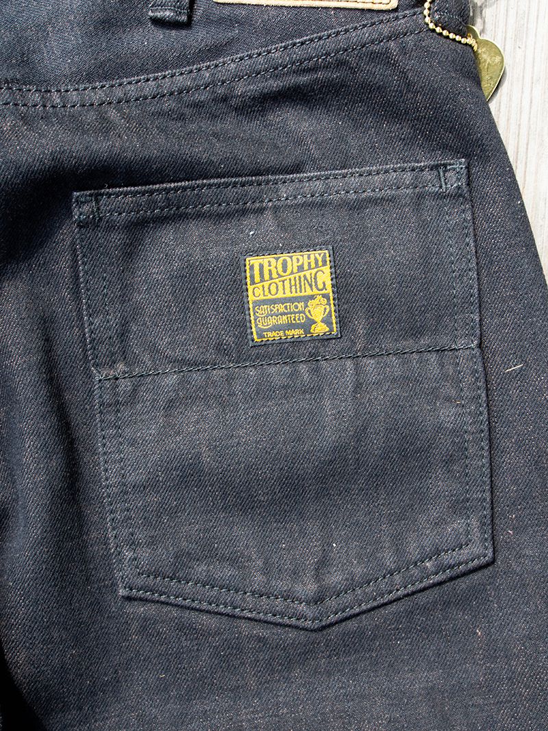 1908 W KNEE NARROW BLACKIE DENIM