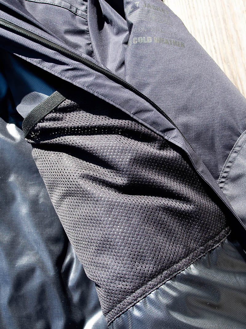 “MONOCHROME” Level 7 Happy Suit