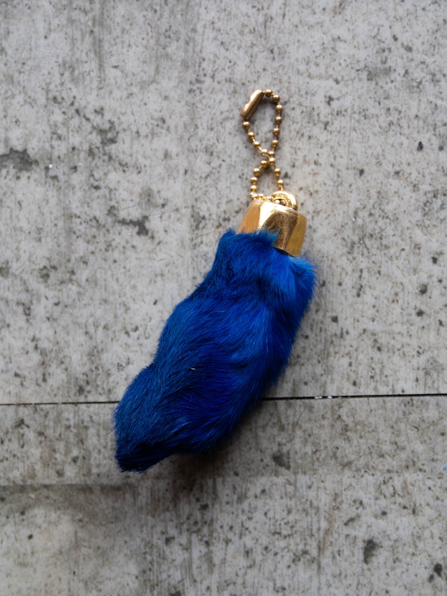 RABBIT FOOT KEYHOLDER