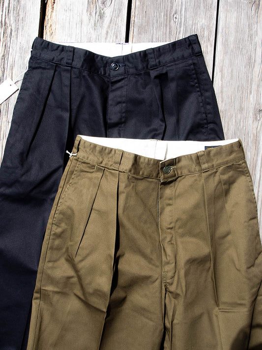 2 Pleats Slacks