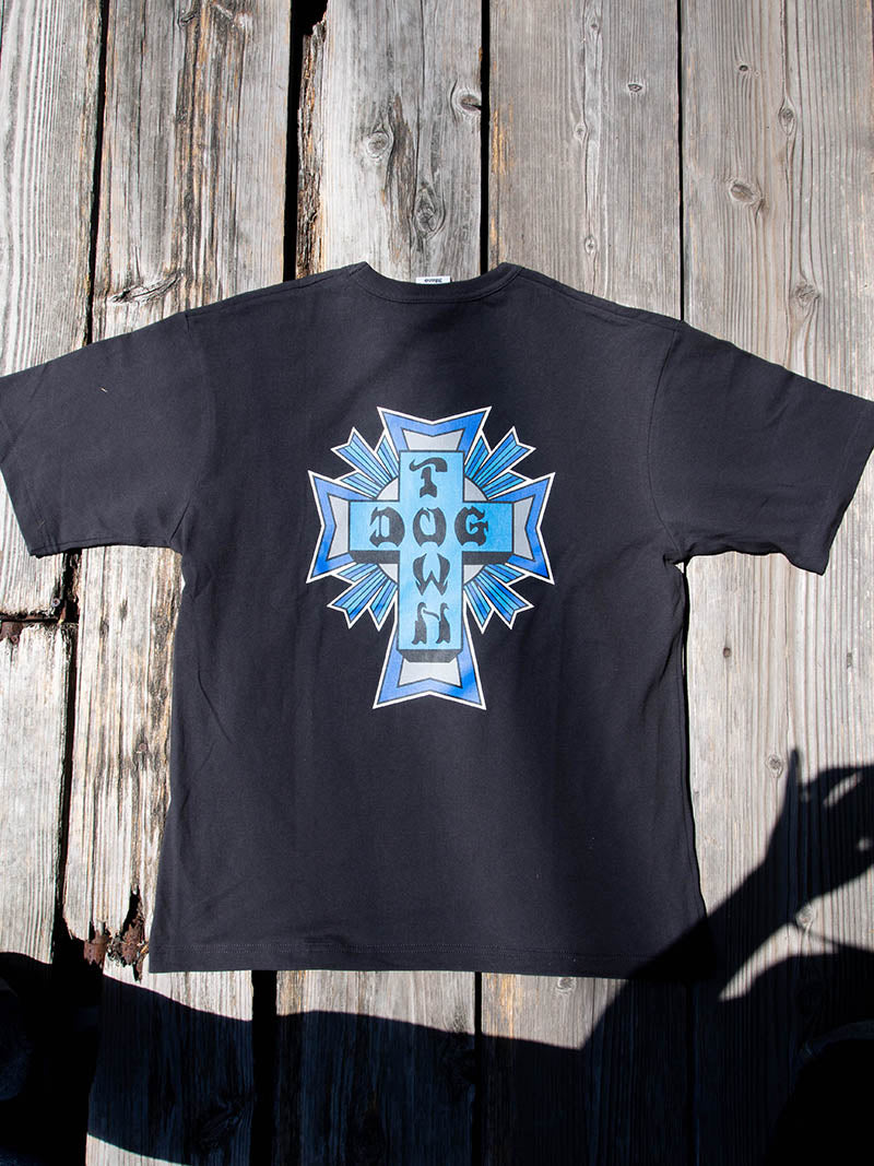 "DOGTOWN x BLUCO" Pocket Tee -Logo-