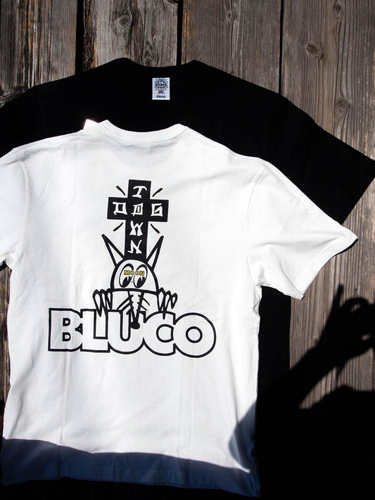 "MOONEYES x DOGTOWN x BLUCO" Pocket Tee -Logo-