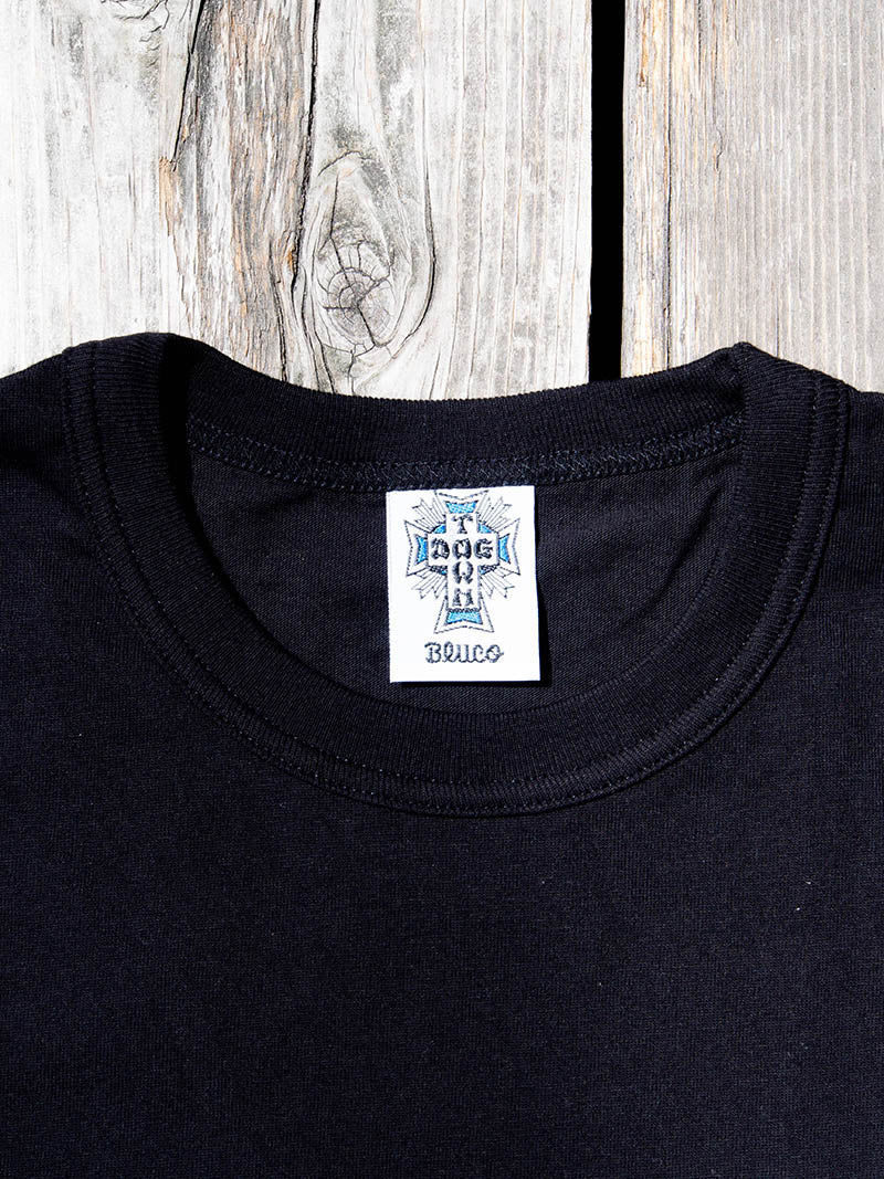 "MOONEYES x DOGTOWN x BLUCO" Pocket Tee -Logo-