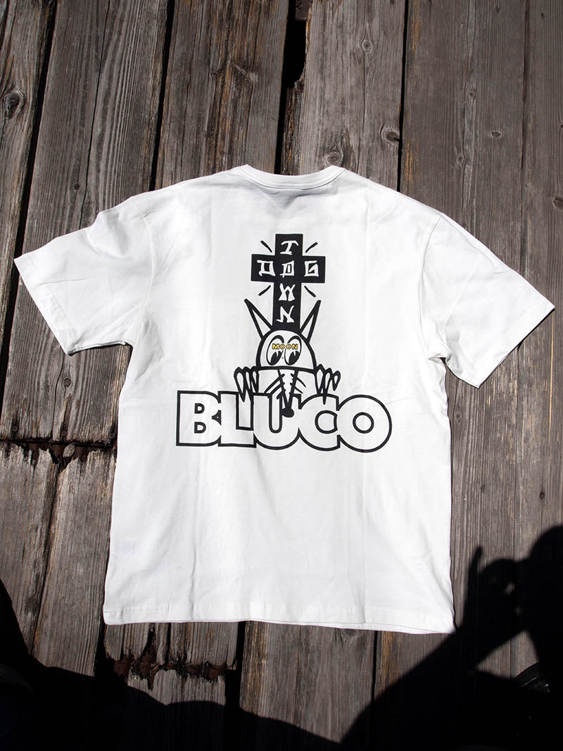 "MOONEYES x DOGTOWN x BLUCO" Pocket Tee -Logo-