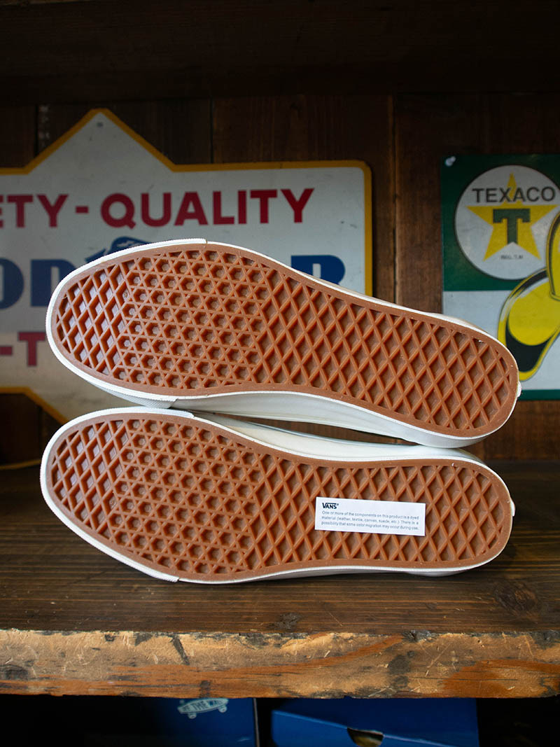 VANS -LIMITED USA-