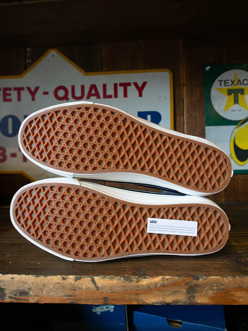 VANS -LIMITED USA-