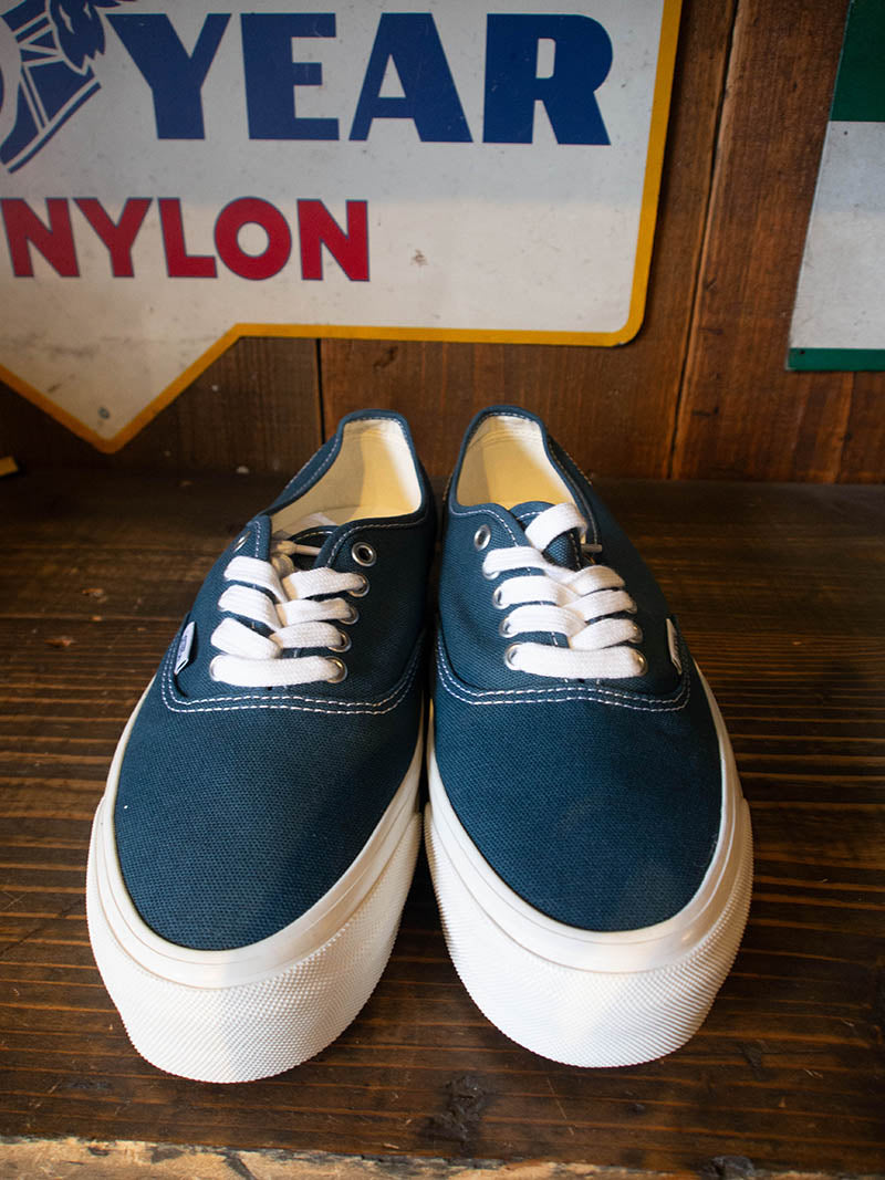 VANS -LIMITED USA-
