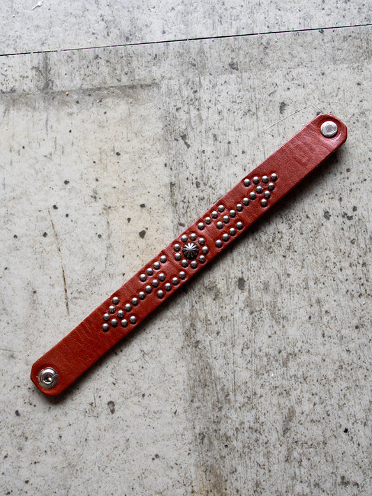 HTC STUDS BRACELET -ARROW-