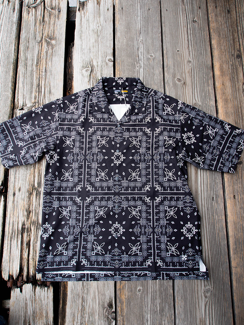 OPEN COLLAR SHIRTS -BANDANA-