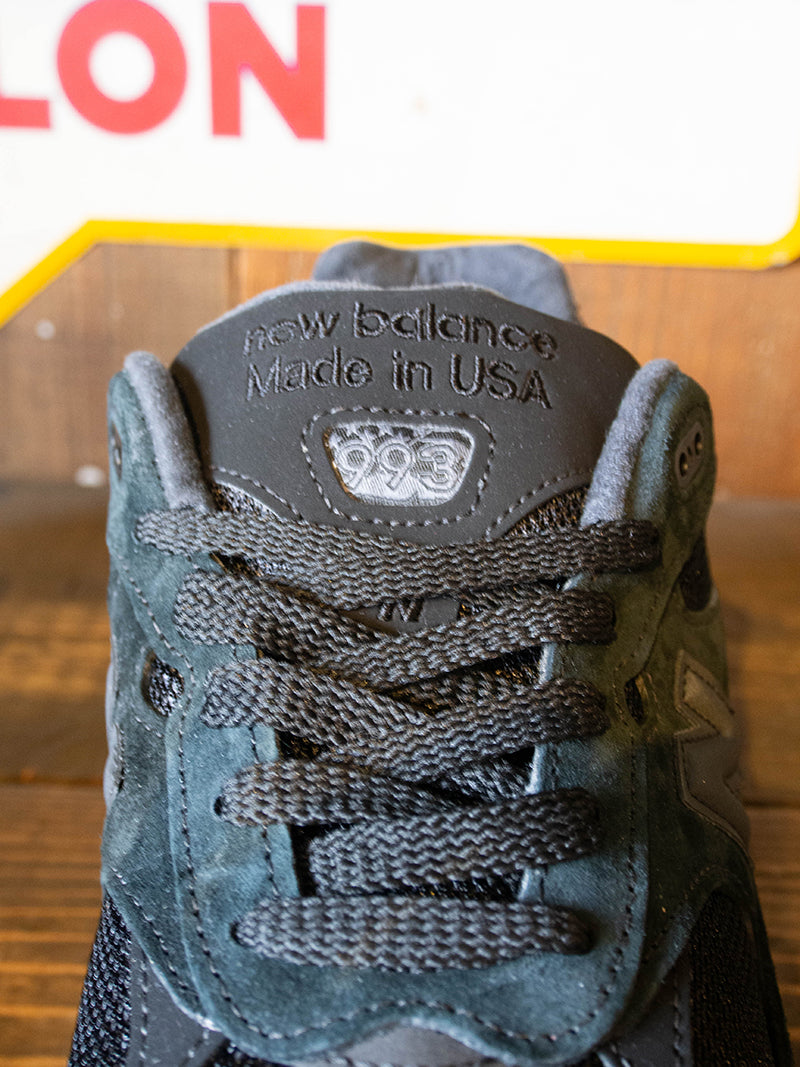 New Balance U993BL