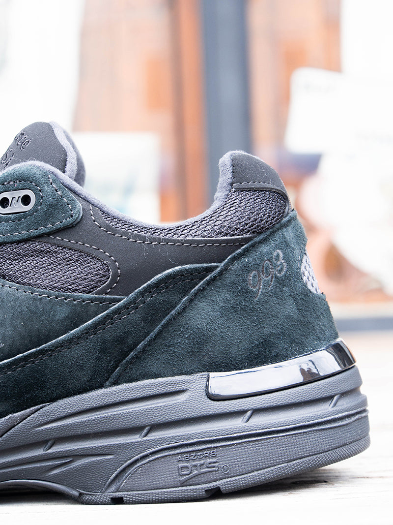New Balance U993BL
