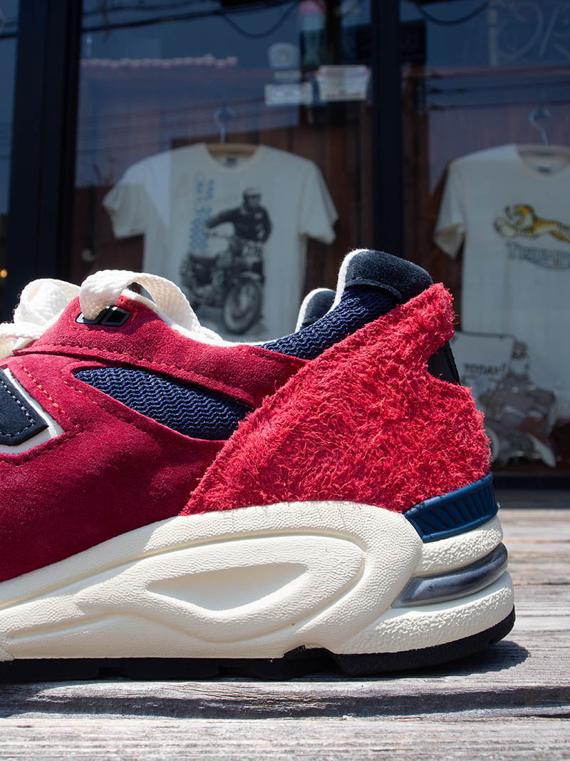 New Balance M990AD2