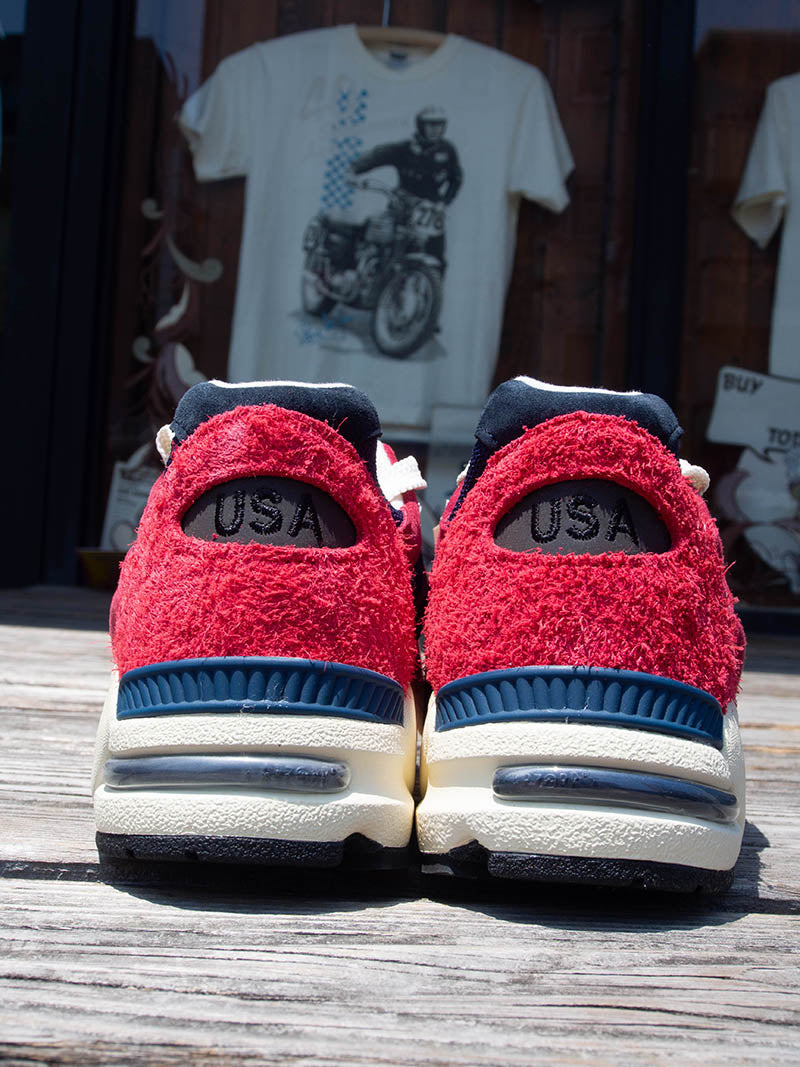 New Balance M990AD2