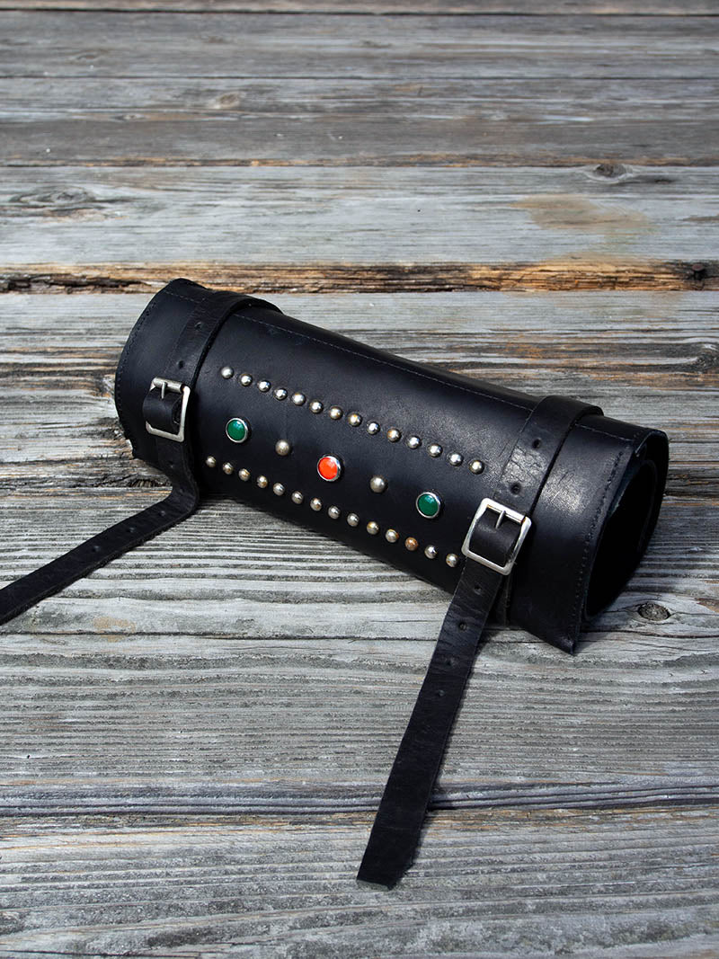 MCM STUDDED TOOL ROLL