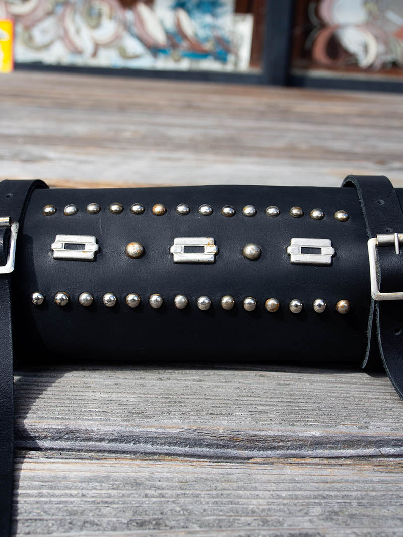 MCM STUDDED TOOL ROLL