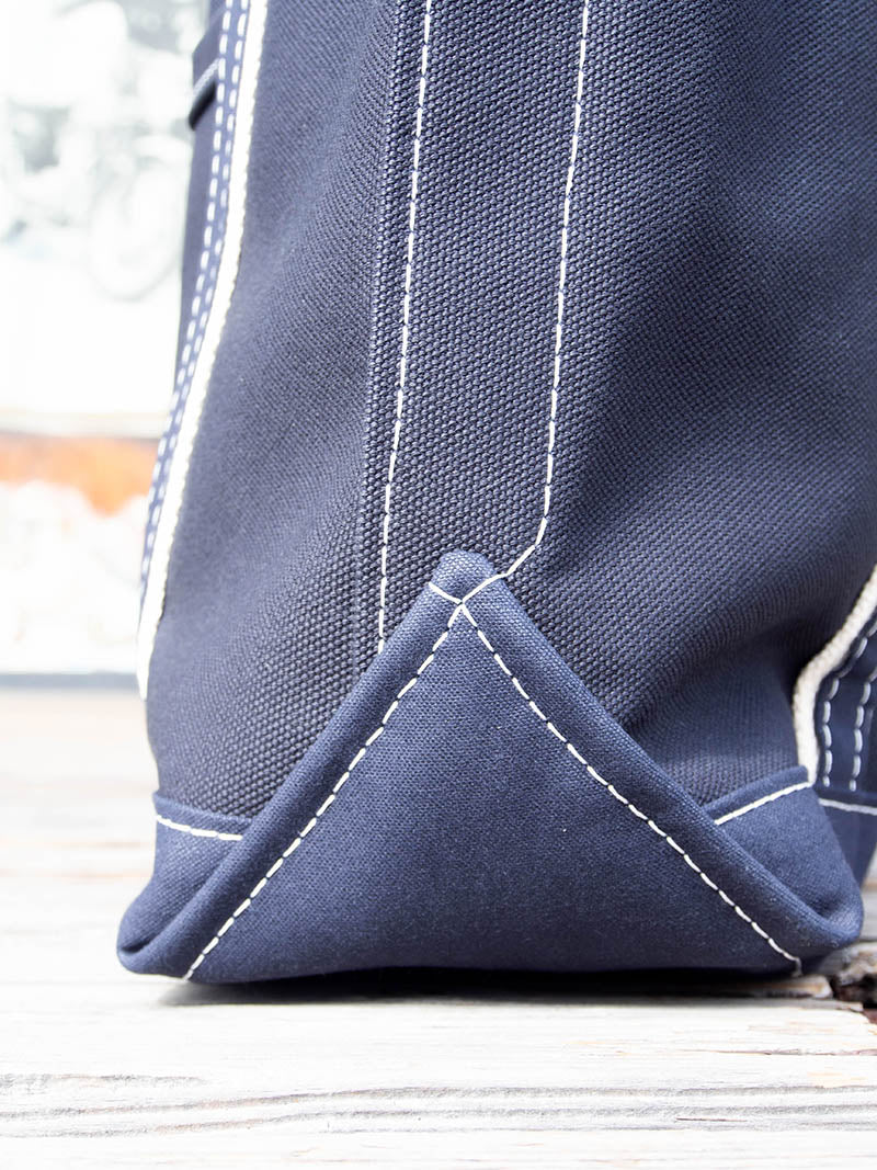 Deluxe Pocket Tote Bag -Dirk Navy×Navy-