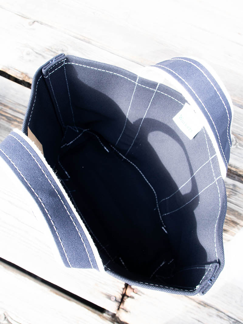 Deluxe Pocket Tote Bag -Dirk Navy×Navy-