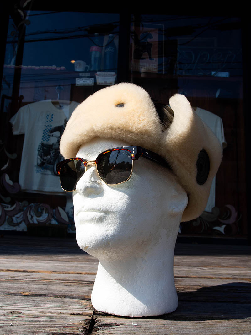 Mouton Cap