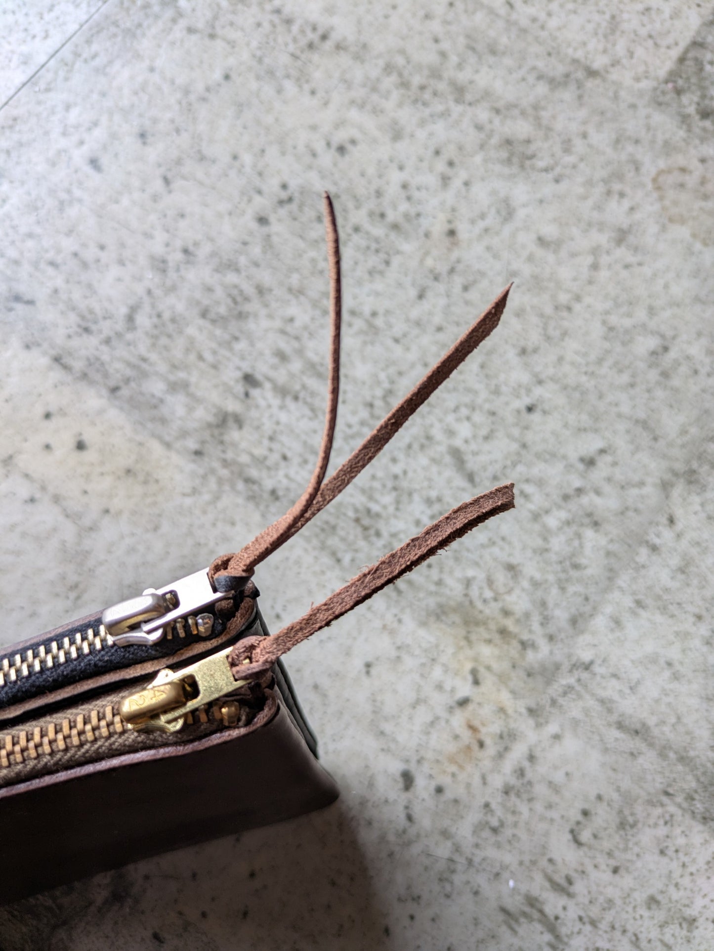 BW CHROMEXCEL POUCH WALLET
