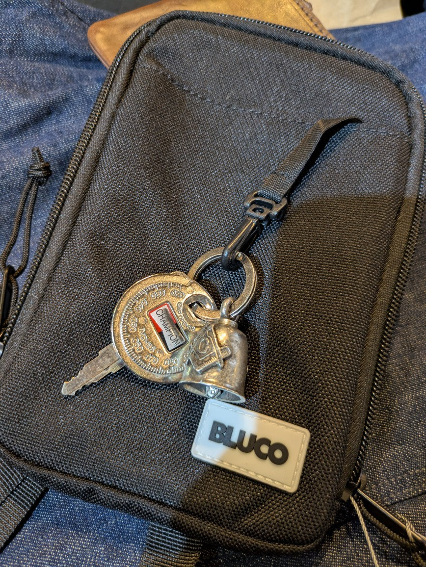 BURIC NYLON MINI POUCH